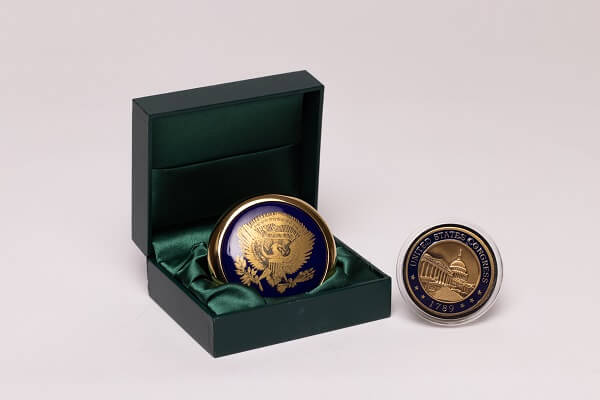 美國國徽文鎮及紀念徽章