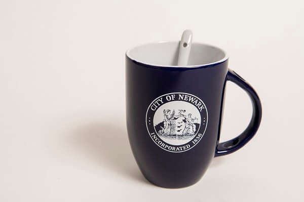 桃園市與美國紐華克市締盟紀念馬克杯